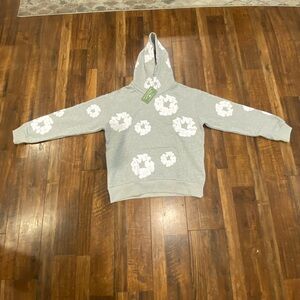 Gray and White Floral Knit Accessory